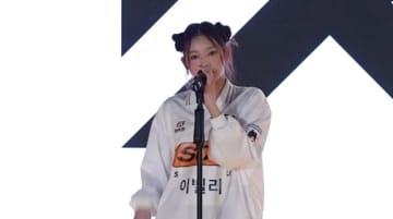 “YG新グループに所属”イベリ、デビュー前から異例の記録！パフォーマンス映像が1000万回再生を突破