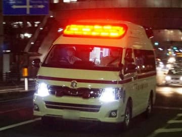トラックとバイクが衝突　10代ぐらいの男性死亡　千葉市稲毛区