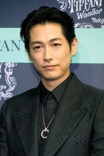 ディーン・フジオカ、“娘”との2ショットを披露→ 「素敵な親子」「めちゃくちゃパパのお顔」と大反響