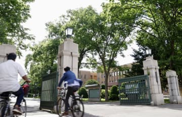 北大、ハーバード留学生支援せず　大学間で「交流覚書ない」