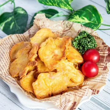 【魚肉ソーセージそのまま食べるのは卒業します！】つぶして揚げるだけで100個ペロリ！節約とは思えないウマすぎる感動のおかずレシピ
