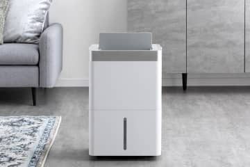 タンスのゲン、広いリビングでも使えるハイパワー除湿機
