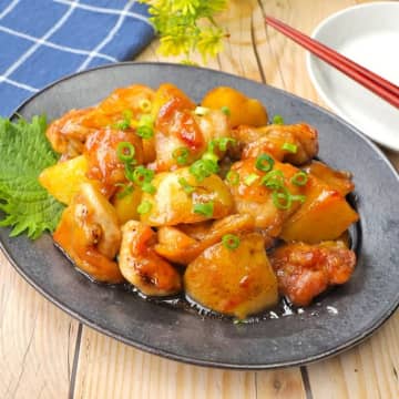 【じゃがいもと鶏ももあったらコレ】「何で味付けしたの？」「さっぱりなのにコクうま」作ると必ず喜ばれる人気おかずレシピ