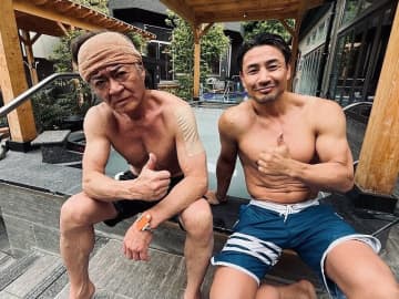 魔裟斗＆小沢仁志の「最強＆最恐」コンビは裸になってもスゴイ！「筋肉凄い」「カッコいい」「これは激アツ！」の声