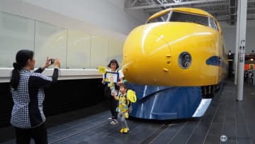 ドクターイエロー「T3編成」を白山へ！リニア・鉄道館で搬出イベント