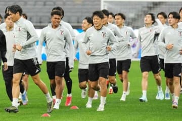 「どんなサッカーするんだろ」モデルはイタリアで活躍の守護神！ JFAが森保Jのオーストラリア戦を告知！“14人入れ替え”にファン期待「新たに輝く選手は現れるのか」