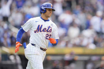 【ＭＬＢ】メッツ・ソト　試合中に「ペットボトル立て」で大はしゃぎ「１回で成功です！」と実況アナ