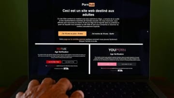 アダルトサイト「ポルノハブ」、フランスからのアクセス停止　年齢確認の規制めぐり
