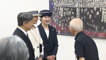 天皇ご一家が学童疎開船「対馬丸」記念館を初訪問「活動を通じてどんなことを伝えていきたいですか」愛子さまが尋ねられる場面も　沖縄慰霊の旅２日目