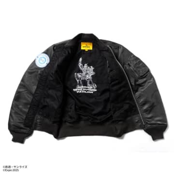 万博ガンダム、老舗ミリタリーブランドとコラボでアパレル登場！ジャケット、Tシャツ、キャップなど