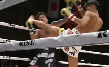「軌道が見えてない」衝撃の左ハイ、3ダウンで１ラウンド衝撃KO 信じられない展開に対戦相手も思わず苦笑