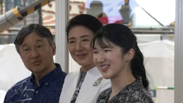 天皇ご一家が復元中の首里城視察　「多くの方が楽しみにされていますね」沖縄慰霊の旅の日程終了