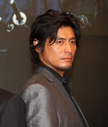 「体調を崩して…」坂口憲二が活動休止前の自分に投げかけたメッセージにファン涙「ずっと待ってたよ」「おかえりなさい」