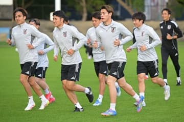 「誰も予想できない」「GKも変えるんだ」森保ジャパン、豪州戦スタメン“大幅変更”にファン驚き！「海舟見れるのワクワク」