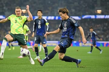 大胆采配の森保ジャパン、終始押し込むもオーストラリアの守備に苦戦。攻勢実らず、０－０で後半へ