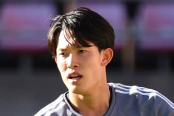 【日本代表】オーストラリア戦でヒヤリ　ＧＫ谷晃生がキックミスで相手選手へ〝パス〟