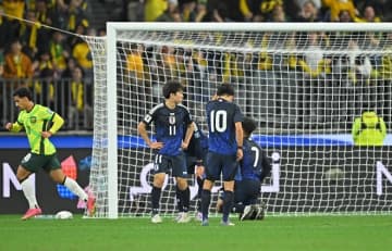 「Behiiiiiiiiiiiiiiiiiiiiiiiiiiiiiiiich Oh my goodness!」天敵日本を劇的撃破で豪州メディアが狂喜乱舞！「精彩を欠いた89分間は記憶から消滅」