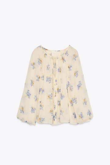 「なんか野暮ったいかも」→ 解決！【ZARA】大人の涼しげオシャレ！「シアートップス」