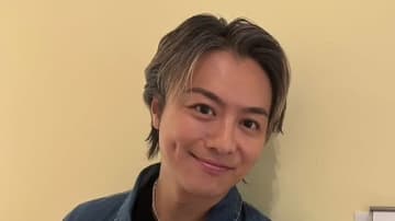 TAKAHIRO “俺の推し”と顔寄せ合うツーショットを披露！「2人とも美しい」「それは初耳！」「ずるーい」とファン反響