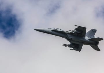 防衛産業、なぜ一転して「儲かる産業」に変貌？三菱重工・川崎重工・IHIの利益が急伸