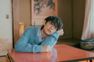 川崎鷹也、「曖昧Blue」のリアレンジEPをリリース