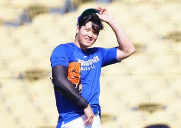 「また無料で宣伝してもらっちゃってる」　監督室に呼ばれた大谷、目の前で待っていたモノが米国でも大反響