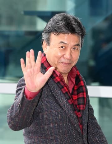 25歳年下の妻を初公開へ…3度の離婚と4回の結婚を経験した韓国俳優（71）、初バラエティ出演決定