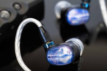 Campfire Audio、新型振動板や独自のチューニング手法を投入したハイブリッドイヤホン「Alien Brain」