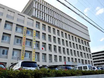 うその確定申告で還付金1375万円をだまし取る　詐欺の疑いで団体職員の女を逮捕　e-Taxを利用して虚偽の内容を記した確定申告書などを提出　国税局が別件で調査していたところ、女の犯行が発覚　「犯罪だとは思っていなかった」と話す45歳