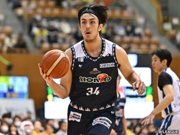 日本代表の渡邉飛勇が信州と契約継続…移籍1年目は44戦出場し7.3得点