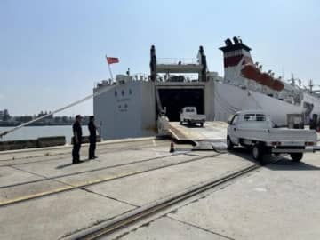 日中を結ぶフェリー「新鑑真」号が初めて中国国産新エネ車を輸送