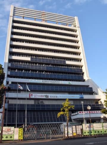 市職員死亡、通報後対応は不適切　和歌山市設置の第三者機関