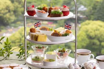 帝国ホテル 東京“英国の夏”アフタヌーンティー、ピクニックテーマのスイーツなど「英国フェア 2025」