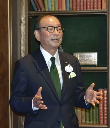 パークチケット価格「見直しも」　東京ディズニー運営会社社長