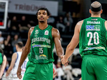 SR渋谷がNBA出場&英国優勝&カタール代表経験あるPF獲得…高精度の3Pを兼備するビッグマン