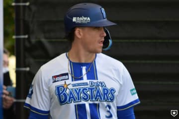 DeNA・オースティンが一軍登録抹消　三浦監督「膝の状態もあまり良くないので」と説明