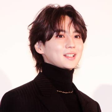 THE RAMPAGE吉野北人、金髪×ノーカラージャケット姿に反響「神ビジュ」「かっこよすぎて頭抱えます」