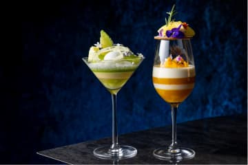 【ヒルトン東京】バーで楽しむ！マスクメロン＆マンゴーの夜パフェが登場