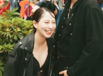 「マタニティ姿美しい」河北麻友子 夫と“顔出し”２ショット公開 おなかのふくらみ分かる姿も 先月に第２子妊娠発表