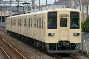 さよなら...東武8000型“セイジクリーム”が「ぶどう色1号」に 東上線 全線開通100周年で変更