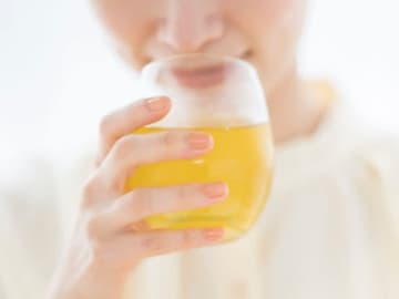 実はダメだった!? 食後のお茶で薬を飲むリスク【薬学部教授が解説】