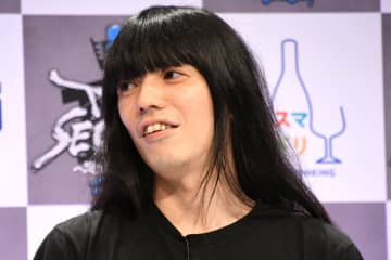 賞レース3年連続ファイナリストの納税報告にネット驚き「稼いでまんなぁ」「税金多そうで大変ですよね」