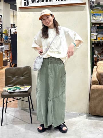 【niko and ...】「ホワイトトップス」で旬コーデ完成！