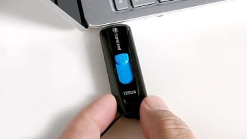 USBメモリ、紛失による情報漏えいリスクがあっても手放せない便利な理由とは？