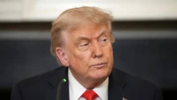 トランプ氏、マスク氏のことは「考えてもいない」とＣＮＮに発言　当面話さない方針