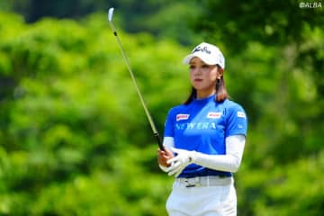 ＜中間速報＞宮田成華が首位キープ　笠りつ子、穴井詩ら3差追走