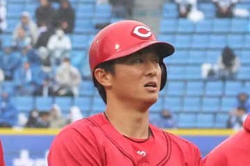 【広島】ドラ１ルーキー佐々木泰が右肋骨の疲労骨折で抹消　再始動までは３～４週間