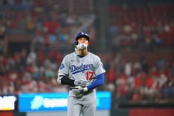 快足の大谷翔平が…「あれでゲッツーは」　ド軍戦で騒然、23歳の爆肩が「イカれてやがる」