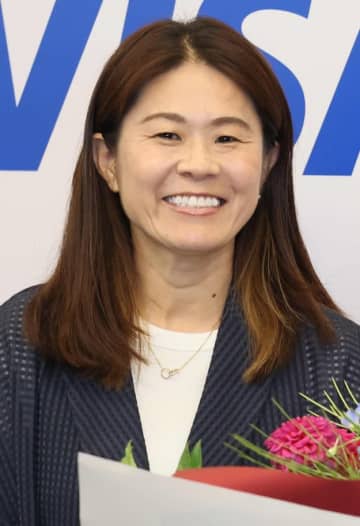 澤穂希、元なでしこメンバーとの再会ショット公開。「フットワーク軽すぎ」な人物とは？