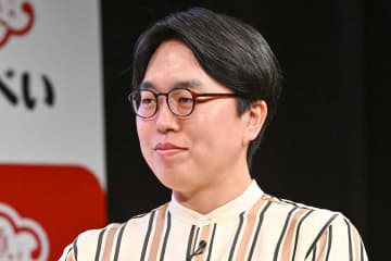 人気芸人同士がサプライズで結婚発表、交際15～16年…実はプロポーズは数年前　ファンも祝福「芸人どうしで結婚…青春マンガか！」